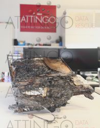 ID 228 verbrannt innenseite laptop reinraum attingo datenrettung