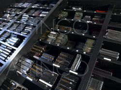 ID 159 festplatten regal lager totale