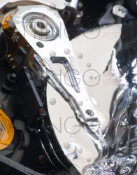 ID 201 festplatte offen wasser nahaufnahme